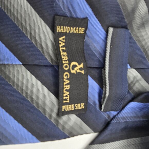 Necktie Mens Vintage Valerio Garati silk, Size 57 By 4 Inches Blue And Grey - Picture 5 of 7